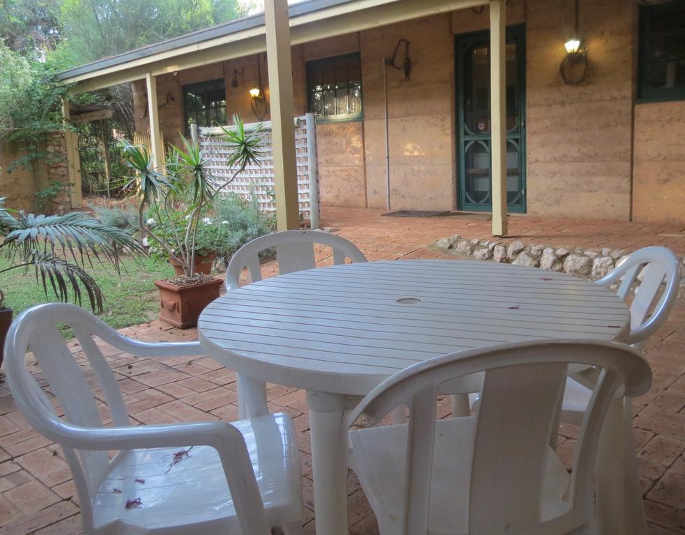 Bentwood Olive Grove Accommodation Greenough Rom bilde
