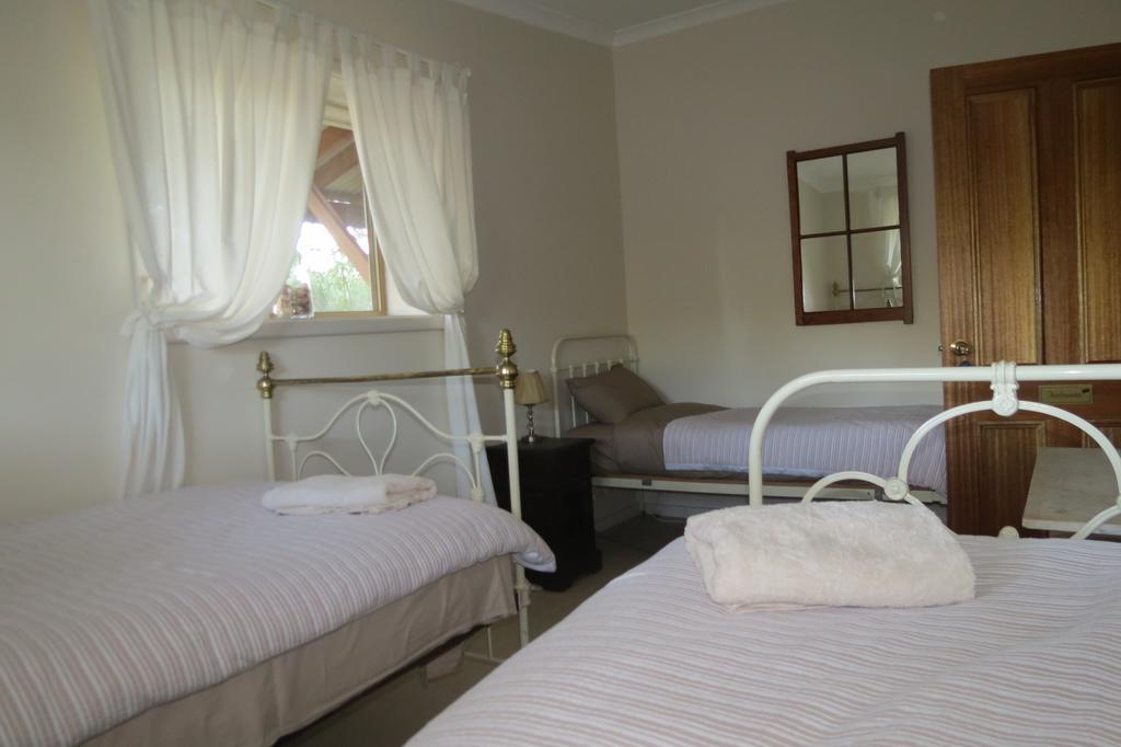 Bentwood Olive Grove Accommodation Greenough Rom bilde